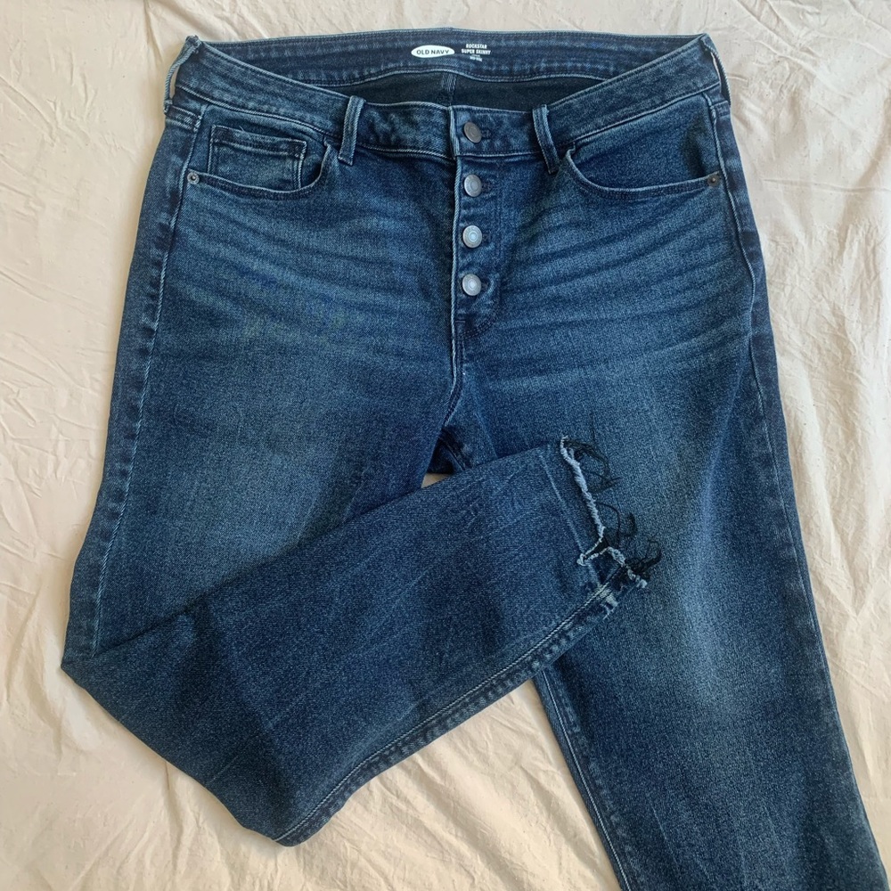 Old Navy Rockstar Super Skinny Ankle Mid-Rise Jeans